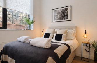 Chester's - Central Chester Stays - 2 Cuppin Street - 2 Minute Walk From Shops - Photo 1