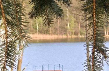 Luksusówka Gajowego nad jeziorem - Photo 6