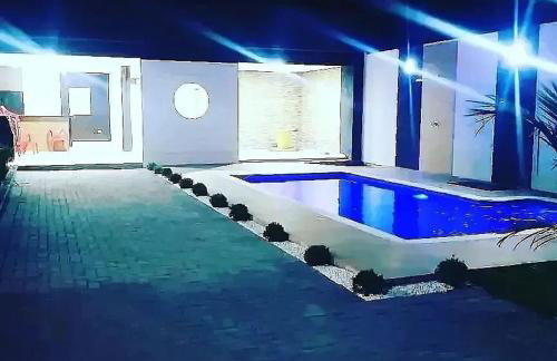 Private pool, spacious, barbecue - Foto 2