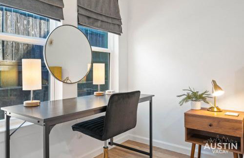 Near BBQ, Coffee More in Brentwood Pet-Friendly 2BR 1BA Condo By Austin Vacay - Foto 27