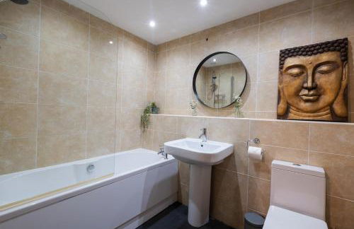 City centre two bedroom apartment in the heart of Liverpool - Foto 7