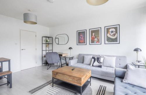 Lovely 2 bedroom apartment - ideal location - Photo 8