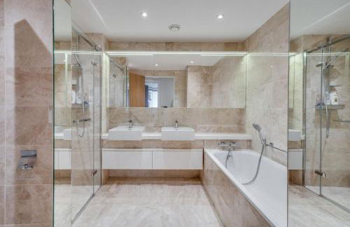 Luxury 3-BR near Tower Bridge Family & Business Ready - Foto 20