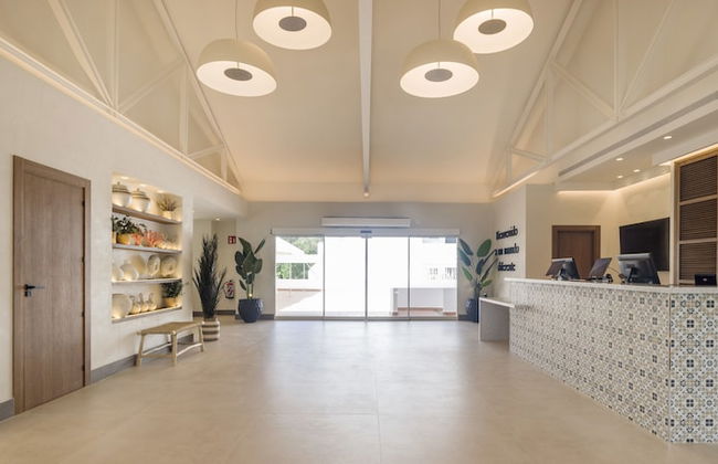 Hotel ILUNION Menorca - Photo 6