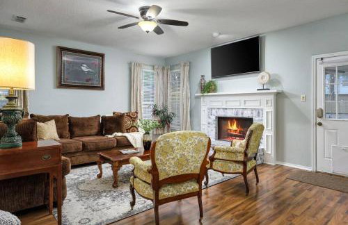 RARE FIND! Private Pool Hot Tub Spa Game Room Pool Heat Available Spring Special! - Foto 33