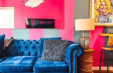 Dolly's Yacht Club - Cozy Retreat Near Broadway - Foto 9