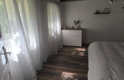 Old house by the stream - Photo 11