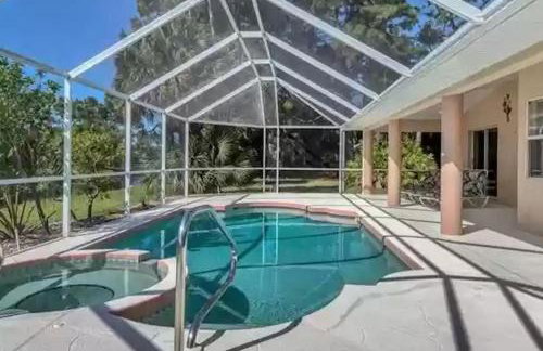 Villa with swimming pool & spa in quiet area - Foto 64