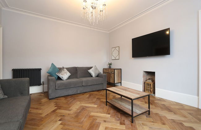 Dollar Apartments at 41 - Photo 16