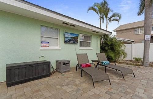 Grotto Pool House, 3 bed, 2 bath, IMG 3 miles, AMI - Foto 6