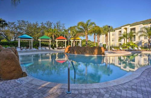 Lake-View Condo with Pool Access 6 Mi to Disney! - Foto 2