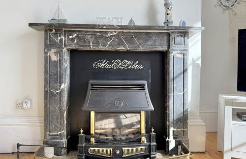 1 Cobb House - Photo 14