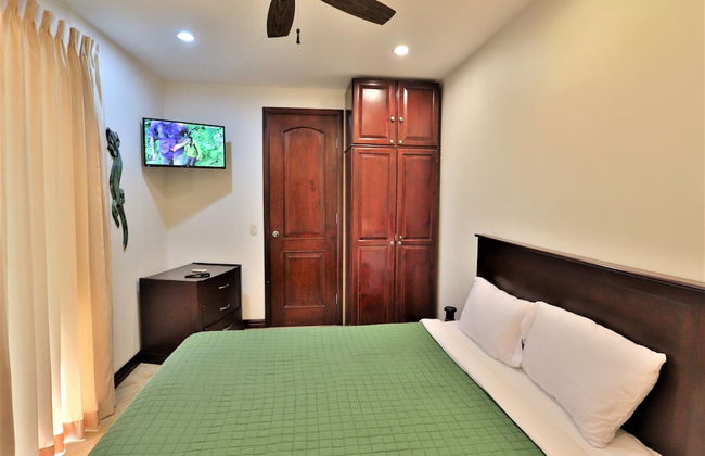 Monte Carlo Luxury Condominiums - Foto 27