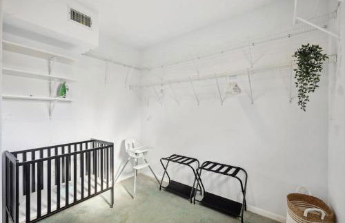 The Perfect Holiday Getaway 5BR 4BA with Pool and Hot Tub - Photo 38