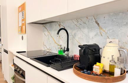 Teodorico Apartments - Quiet Garden View Apartment with Parking - Foto 13