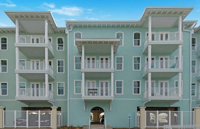 Modern + New Construction & Gulf Views; 3 Pools & Steps to Beach - Foto 62