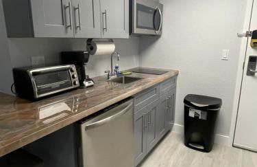 Lovely 1 bedroom Condo with pool - Foto 12