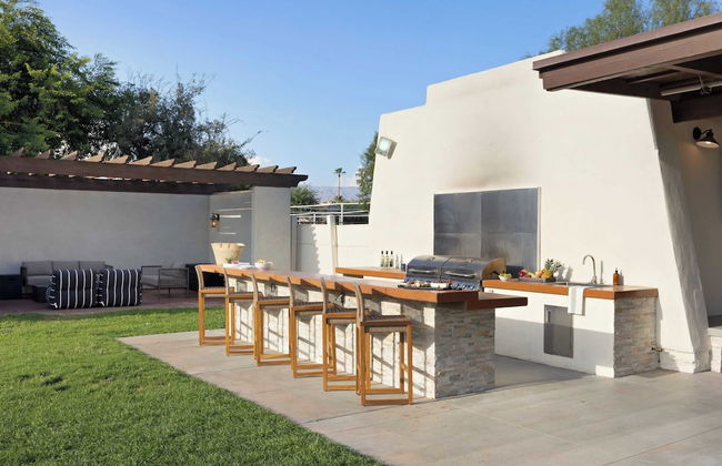 Sleeps 20! Architectural Mansion w/ Pool, Indoor Tennis Court, Game Room Starlight Estate by Avantstay - Foto 45