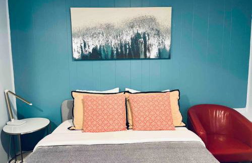 Rittenhouse Square close by Kimmel Center Suite - Photo 4