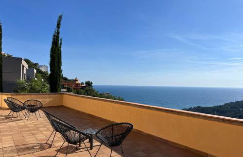 Espectaculares vistas al mar en chalet con piscina - Foto 24