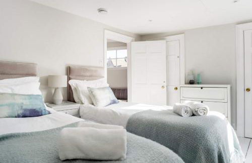 The Apartment, Bath - Photo 27