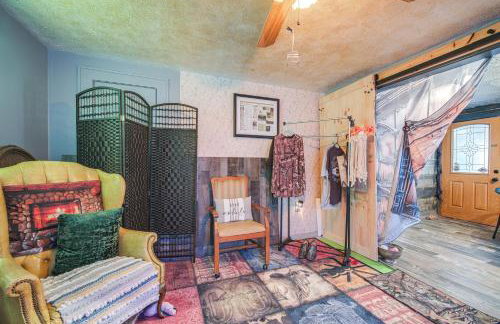 7 Mi to Cuyahoga Valley NP Walkable Apt! - Foto 6