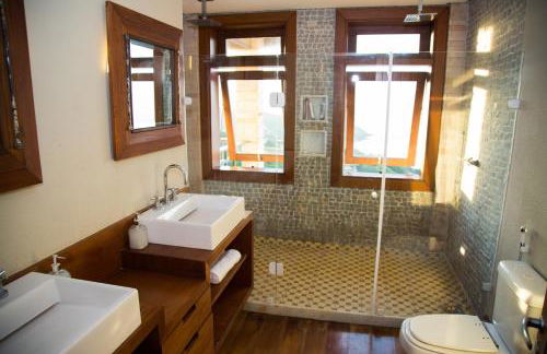 Buzios, casa inteira de frente para o mar em Joao Fernandes, fabulosa, a melhor vista, Mansão Bella Vista - Foto 20