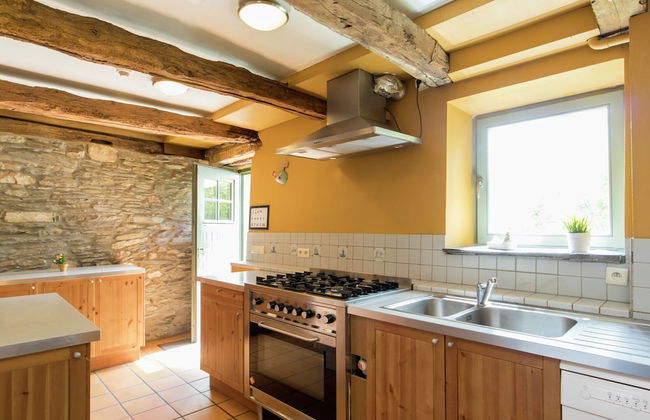 Spacious Farmhouse in Gouvy With Indoor Pool - Photo 12