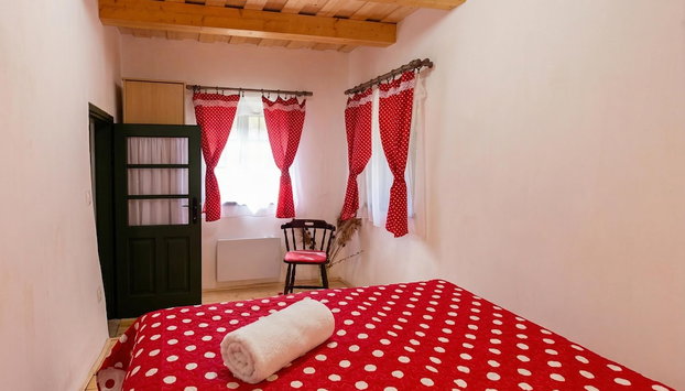 Klementina's Guest House - Foto 3, Quarto