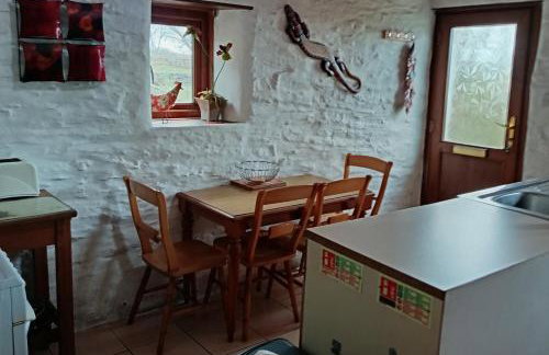 Inviting 2-bed Cottage in Newcastle Emlyn - Foto 13