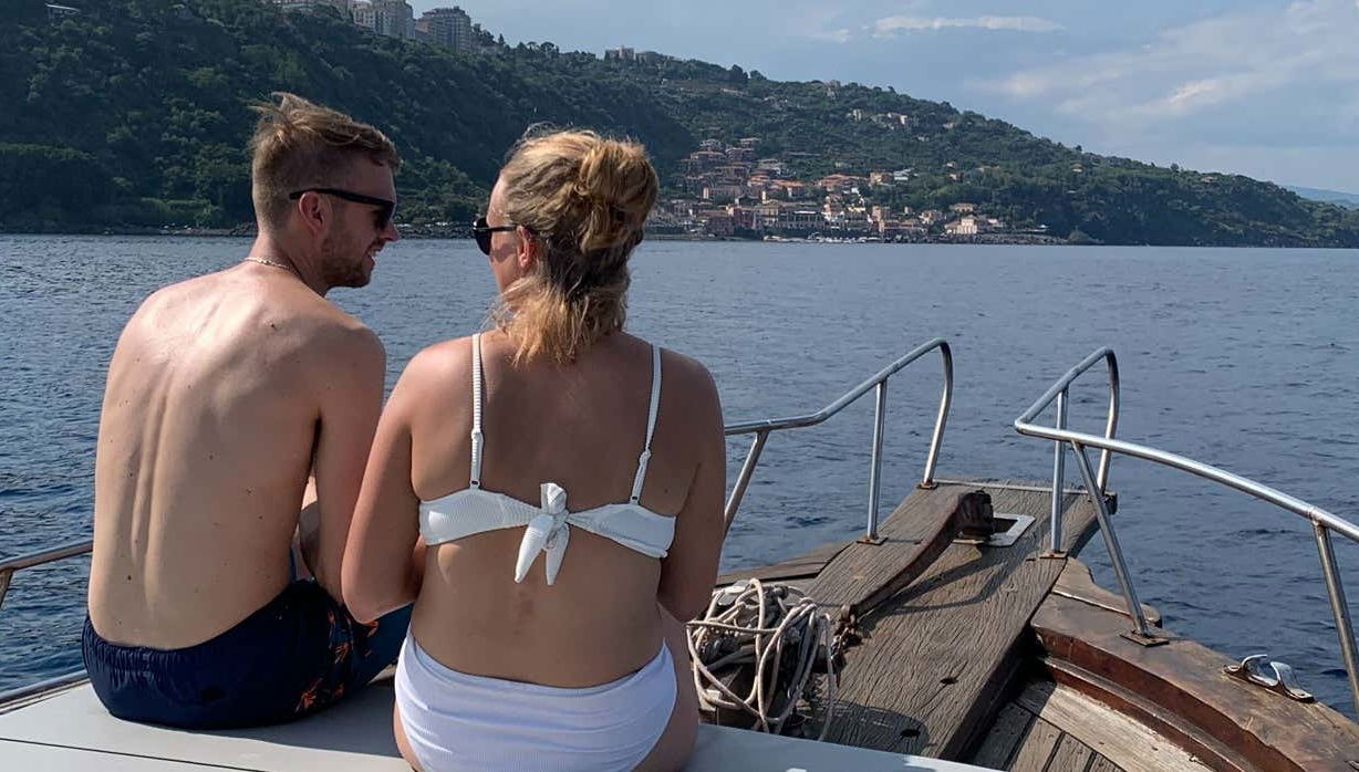 Giro in barca alle isole Ciclopi e Riserva della Timpa