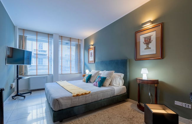 The King Of Milan - Foto 5