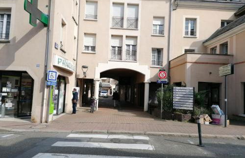 CHARMANT APPARTEMENT CENTRE VILLE LE RONSARD - Foto 18