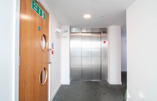 Luxury 2 Bed Apartment In Central Leeds Sleeps 6 - Foto 19