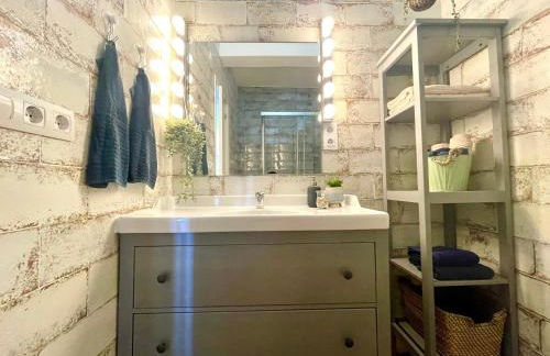 GATU Casa Muse junto a la playa, vista al mar, aire acc, terraza, wifi y chimenea " Preferente mayores de 21 años y familias " - Foto 22