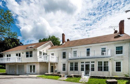 27-Person Luxury Villa Rental in Hudson Valley, New York - Foto 1