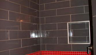 Glamping Caboose Rental Perfect for Families near Clyde, North Carolina - Foto 3, Shower