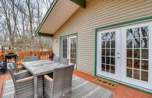 Beach Access BBQ-Ready Poconos Family Getaway! - Foto 21