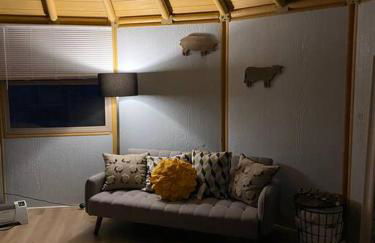 Glamping-Sky Dome Yurt-Tiny House-2 modern composting toilet - Foto 17