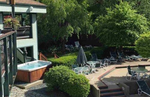 Mountain cabin with views, privacy, and more. - Foto 59