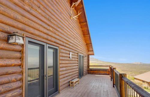 Ski and Ride Mountain Haus - Hot Tub, Fire Pit, Game Room & Deck - Foto 59