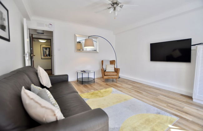 Marlyn Lodge - City of London - Photo 15