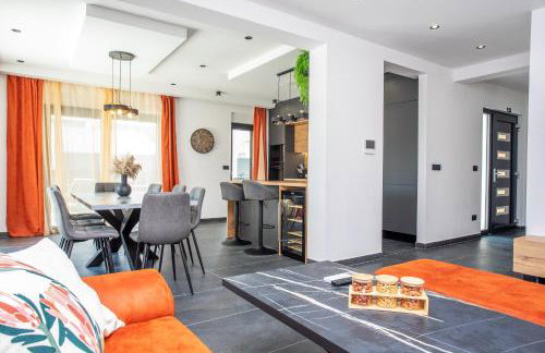 Villa Nina - heated pool - near Omiš - Foto 35