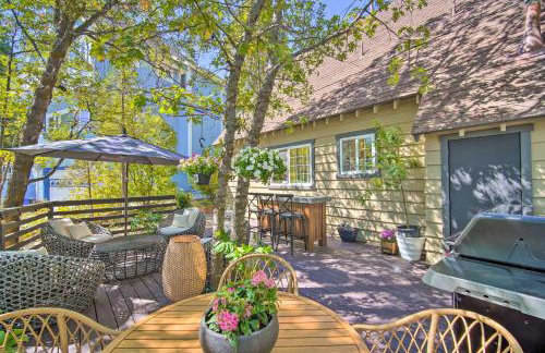 Chic Lake House with Furnished Deck and Hot Tub! - Foto 28