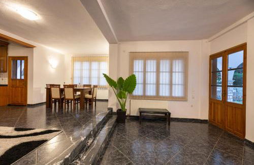 ΜΕΤΕORΑ- KALAMBAKA- TRIKALA-Villa Toscana - Foto 22