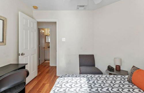 Amazing house in Woodlands fully equipped for 6 - Foto 13