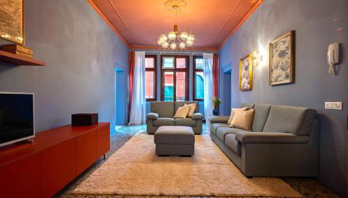 The Arsenal Large Apartment - Photo 5