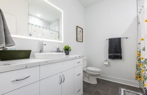 Cute Cozy house close to major sporting events and restaurants - Foto 46