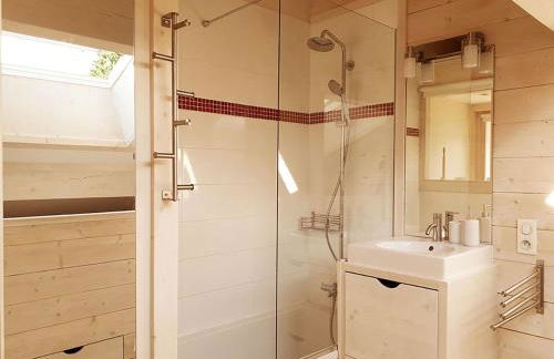 Duplex skis aux pieds centre village - 6 couchages - 2 salles de bain - Foto 15