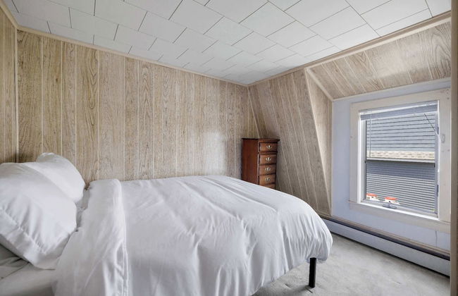 Maine Escape Beachy 2 Bdr! - Photo 4